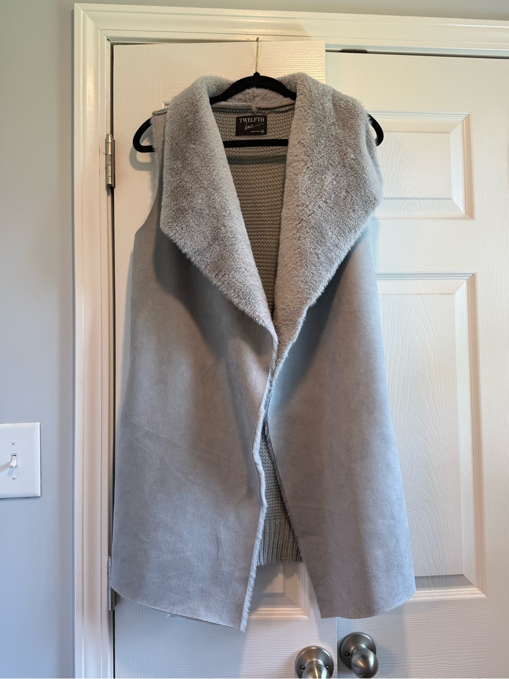 Twelfth Street by Cynthia Vincent Light Gray Faux Shearling Collar Vest